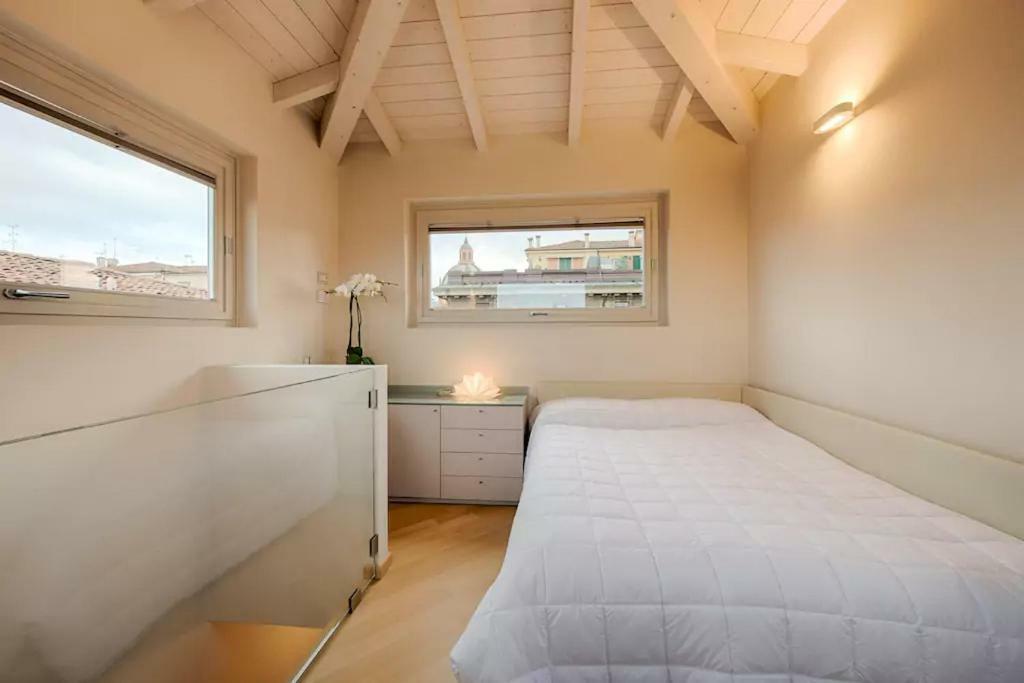 Bologna Altana Deluxe Apartment ภายนอก รูปภาพ