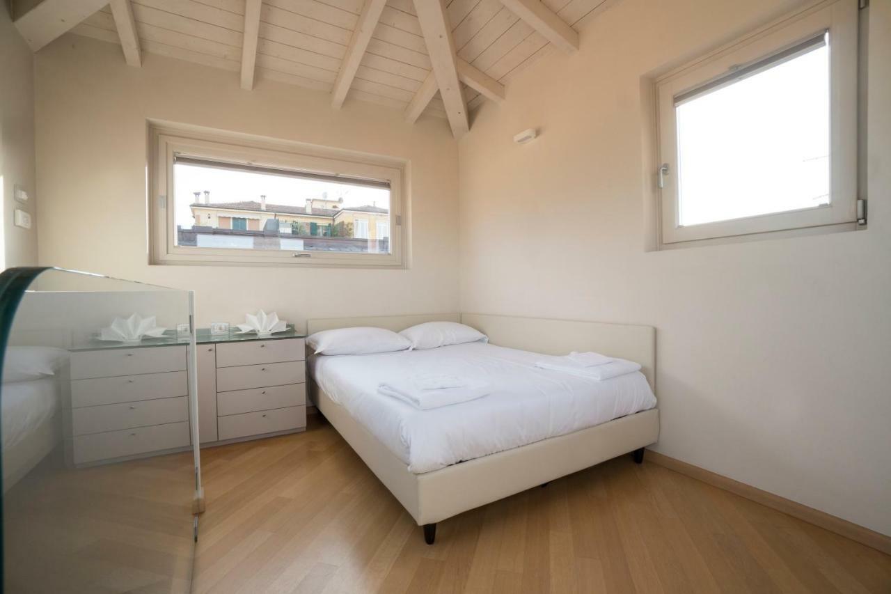 Bologna Altana Deluxe Apartment ภายนอก รูปภาพ