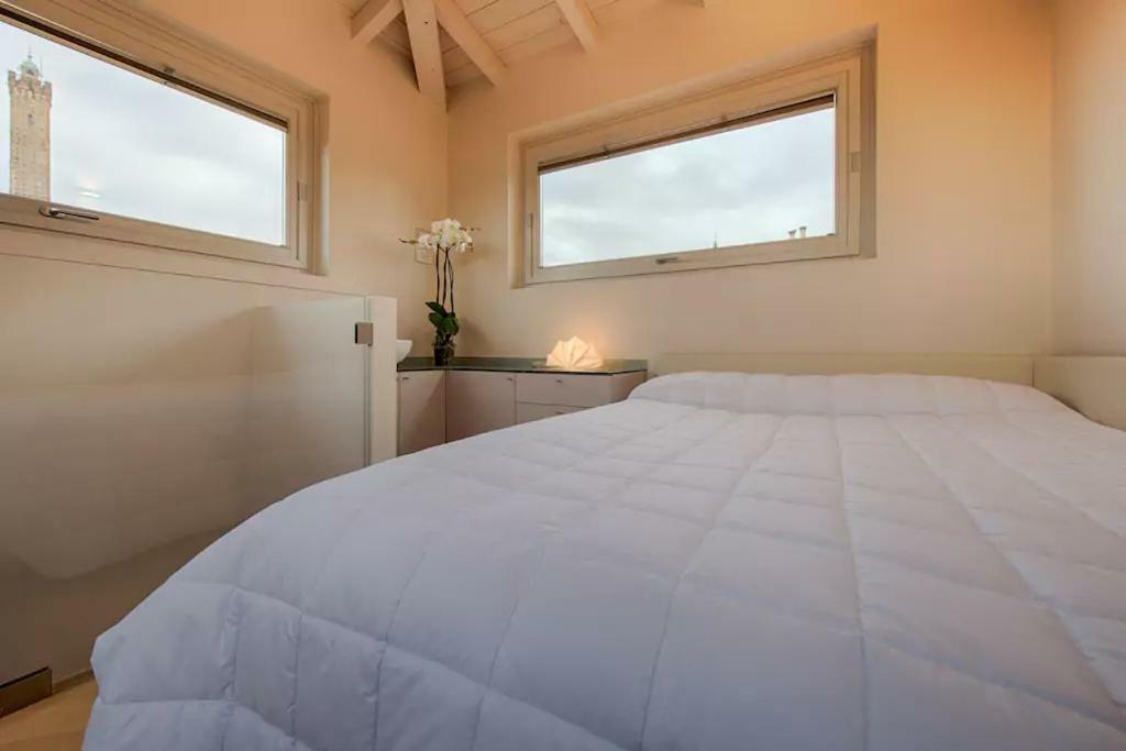 Bologna Altana Deluxe Apartment ภายนอก รูปภาพ
