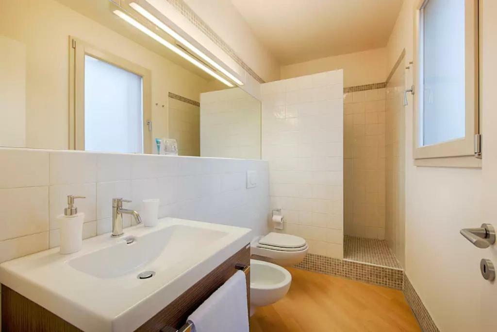 Bologna Altana Deluxe Apartment ภายนอก รูปภาพ