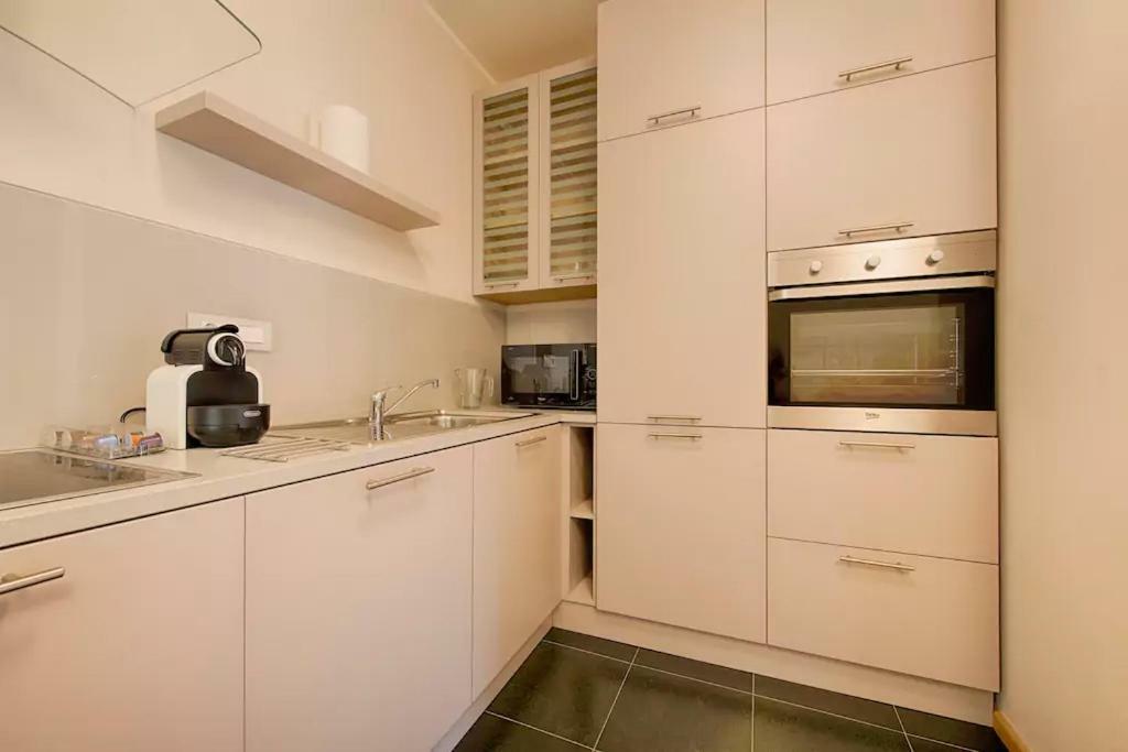 Bologna Altana Deluxe Apartment ภายนอก รูปภาพ