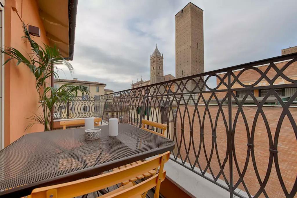 Bologna Altana Deluxe Apartment ภายนอก รูปภาพ