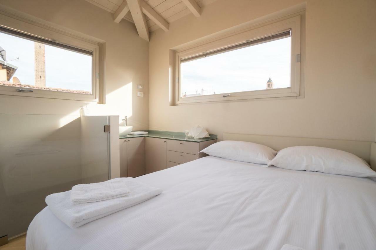 Bologna Altana Deluxe Apartment ภายนอก รูปภาพ