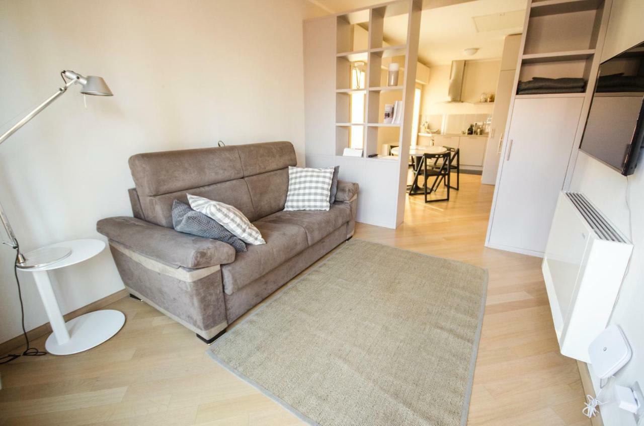 Bologna Altana Deluxe Apartment ภายนอก รูปภาพ